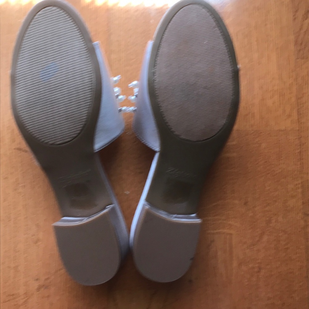 Sandals - Picture 2 of 4